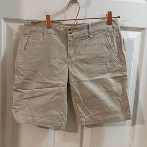 Vintage Aeropostale Beige Bermuda Shorts